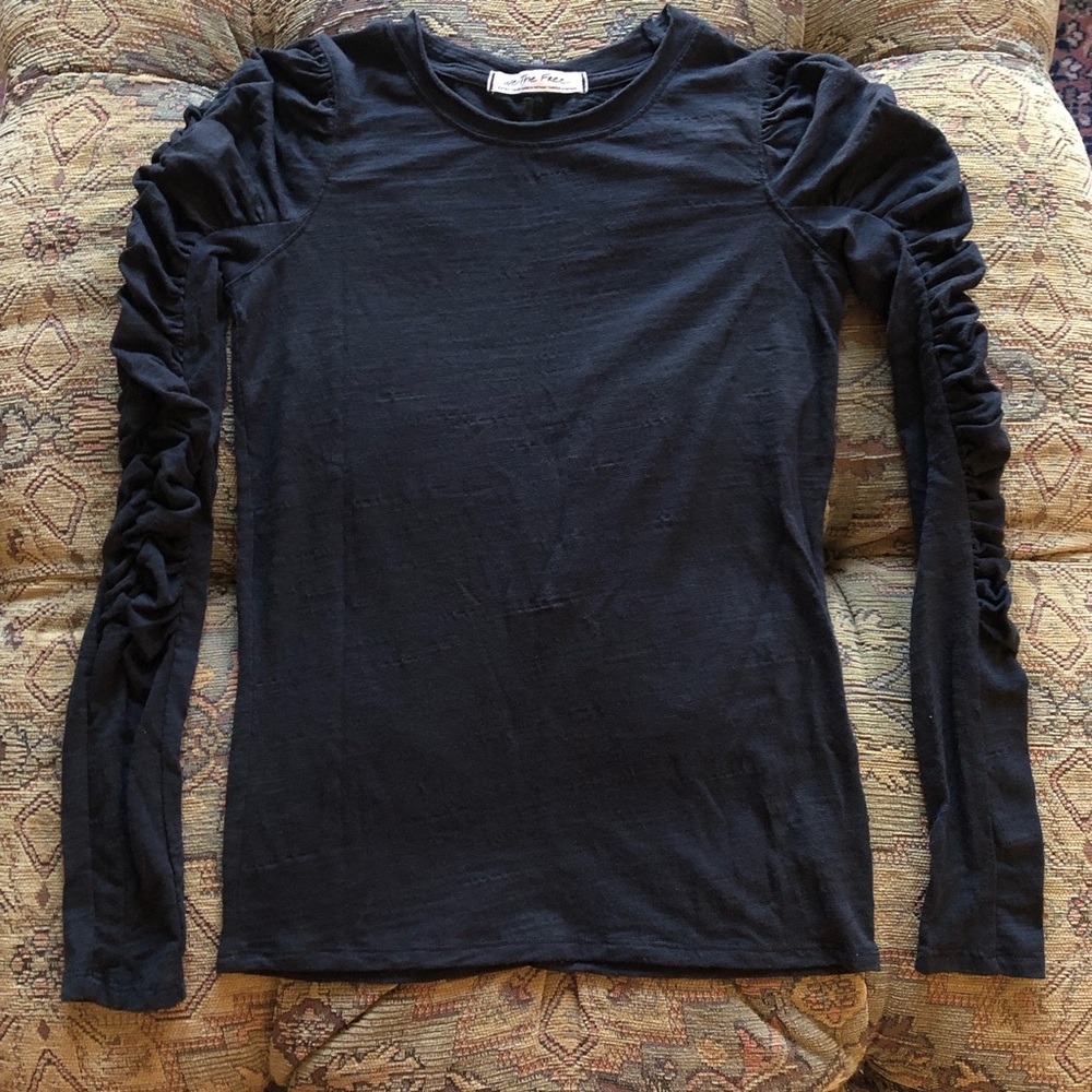 Free People NWOT Black Long Sleeve Shirt XS Ruched Puff Sleeve Slub Knit